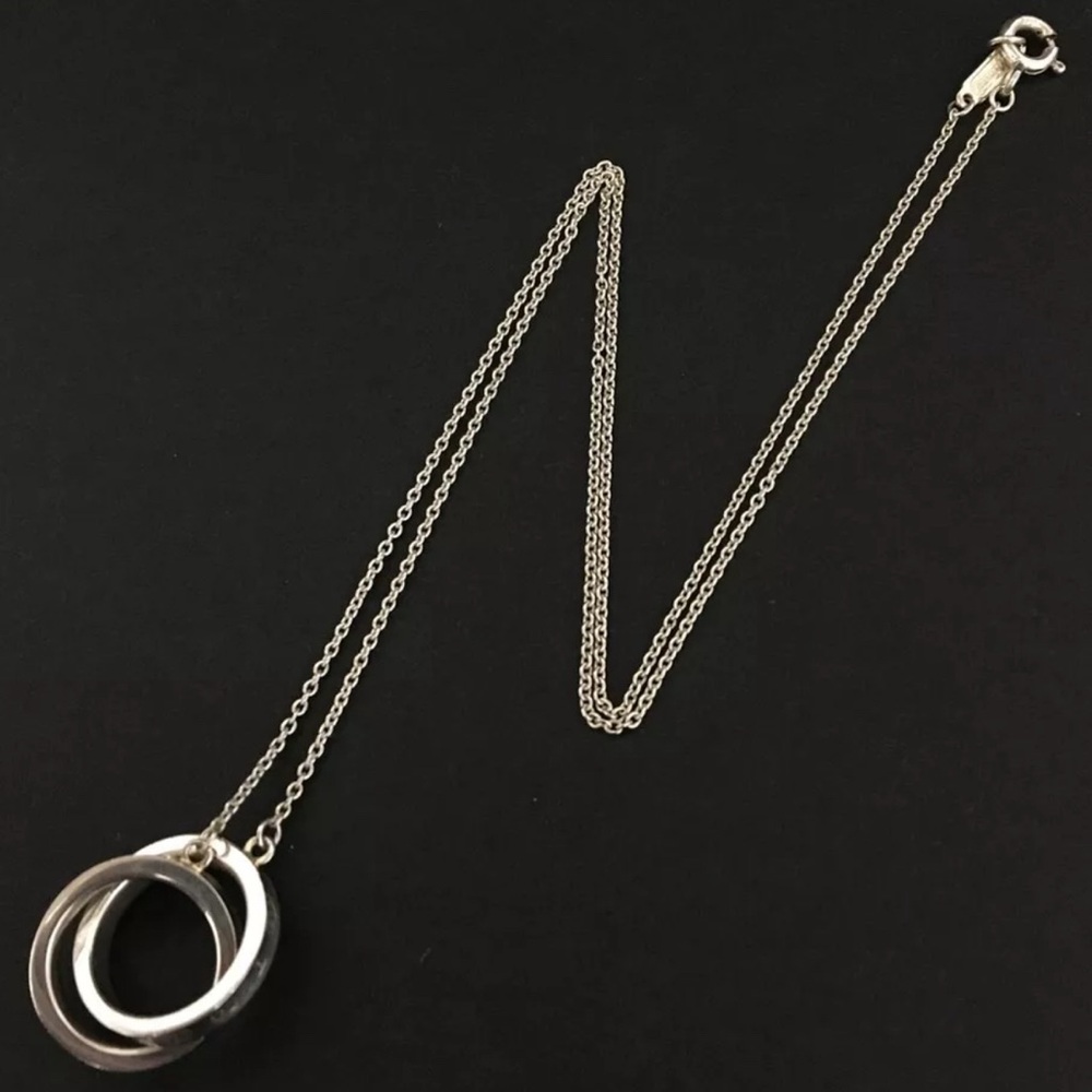 TIFFANY&CO. Silver 925 Interlocking Circles Pendant Necklace